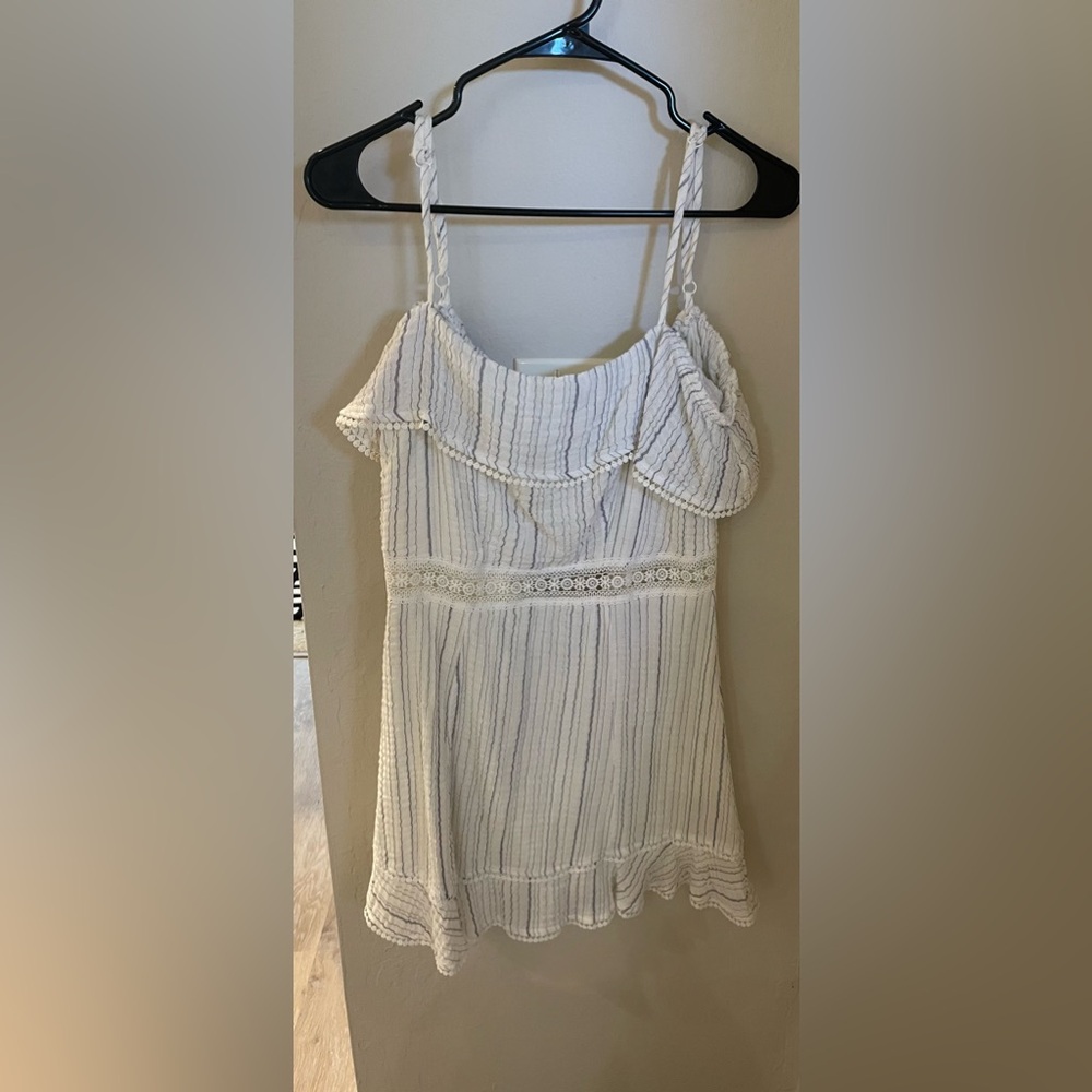 White Dress M